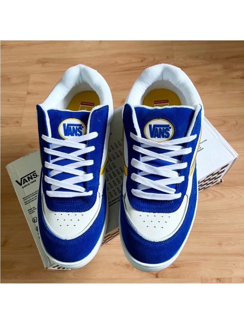 Vans Skate Estazzo Shoe Blue
Yellow Women 9.0 US - Picture 6 of 9